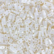 Miyuki quarter tila 5x1.2mm beads - Antique ivory pearl ceylon QTL-592